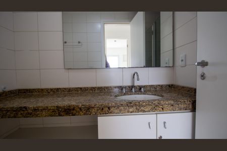 Apartamento à venda com 80m², 2 quartos e 1 vagaBanheiro Social