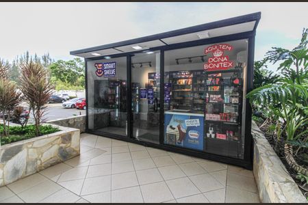 Apartamento à venda com 80m², 2 quartos e 1 vagaÁrea Comum - Mini Mercado