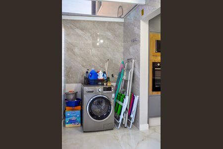 Casa à venda com 108m², 2 quartos e 1 vagaÁrea de Serviço