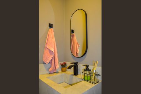 Casa à venda com 108m², 2 quartos e 1 vagaBanheiro do Quarto