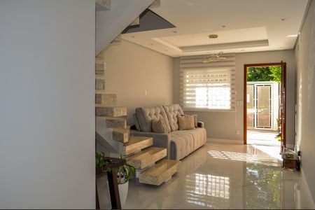 Casa à venda com 108m², 2 quartos e 1 vagaSala