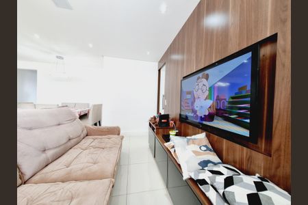 Apartamento à venda com 96m², 3 quartos e 2 vagas Apartamento à venda com 96m², 3 quartos e 2 vagasSala