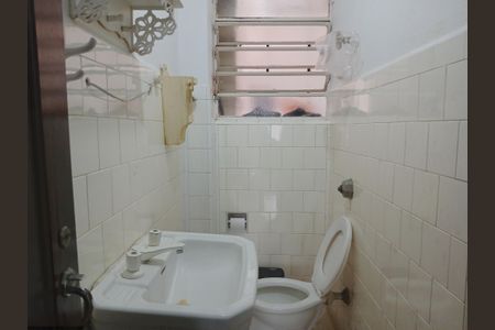 Apartamento à venda com 140m², 3 quartos e sem vaga Apartamento à venda com 140m², 3 quartos e sem vagaBanheiro 2