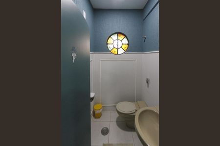 Casa à venda com 350m², 3 quartos e 4 vagasLavabo 2