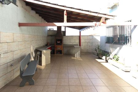 Casa à venda com 350m², 3 quartos e 4 vagasEspaço Gourmet