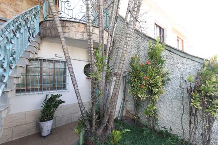 Casa à venda com 350m², 3 quartos e 4 vagasFrente da Casa