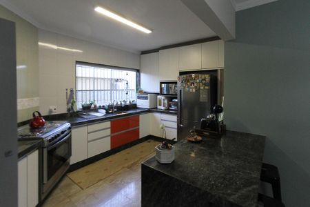 Casa à venda com 350m², 3 quartos e 4 vagasCozinha