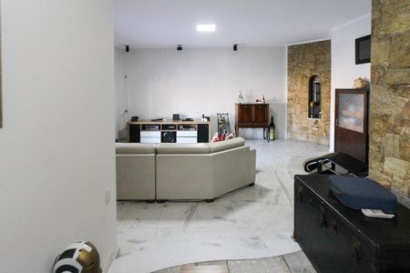 Casa à venda com 350m², 3 quartos e 4 vagasSala