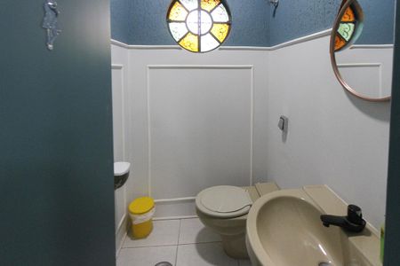 Casa à venda com 350m², 3 quartos e 4 vagasLavabo 2