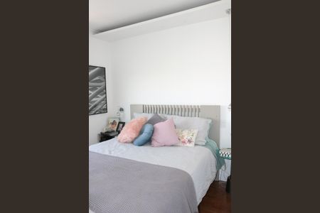 Apartamento à venda com 98m², 3 quartos e 2 vagasQuarto 2