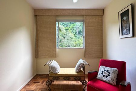 Apartamento à venda com 95m², 3 quartos e 1 vaga Apartamento à venda com 95m², 3 quartos e 1 vagaSala