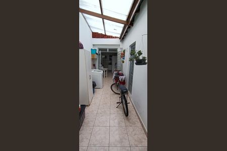 Casa à venda com 131m², 3 quartos e 2 vagas Casa à venda com 131m², 3 quartos e 2 vagasÁrea de Serviço