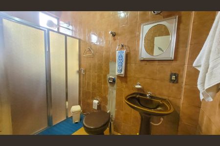Apartamento à venda com 266m², 3 quartos e 4 vagas Apartamento à venda com 266m², 3 quartos e 4 vagasBanheiro 4