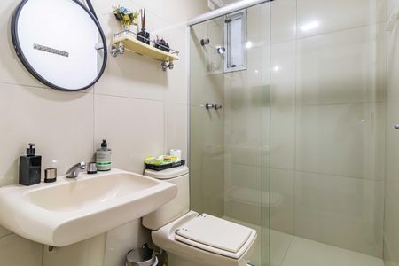 Apartamento à venda com 168m², 2 quartos e 2 vagas Apartamento à venda com 168m², 2 quartos e 2 vagasBanheiro social