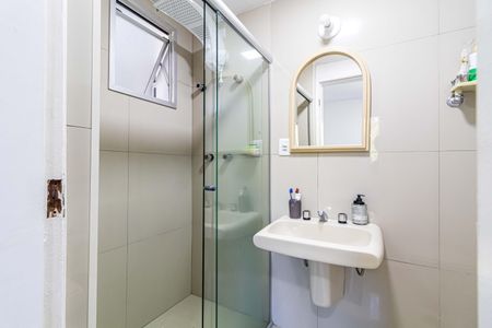 Apartamento à venda com 168m², 2 quartos e 2 vagas Apartamento à venda com 168m², 2 quartos e 2 vagasBanheiro da Suíte