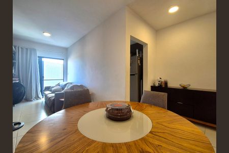 Apartamento à venda com 50m², 2 quartos e 2 vagas Apartamento à venda com 50m², 2 quartos e 2 vagasSala