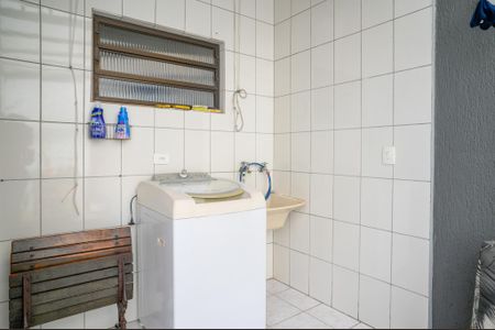 Casa à venda com 157m², 3 quartos e 2 vagasÁrea de Serviço