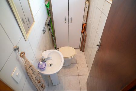 Casa à venda com 157m², 3 quartos e 2 vagasBanheiro de Serviço