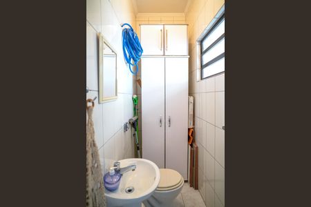 Casa à venda com 157m², 3 quartos e 2 vagasBanheiro de Serviço