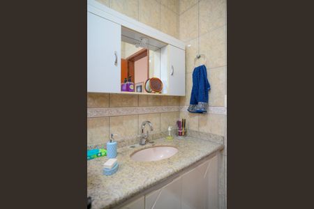 Casa à venda com 157m², 3 quartos e 2 vagasBanheiro Social