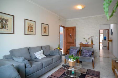 Casa à venda com 157m², 3 quartos e 2 vagasSala