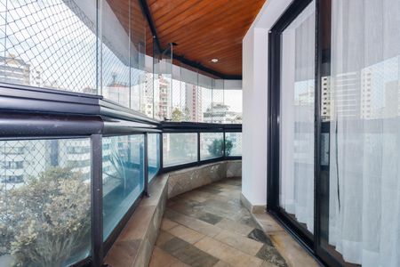 Apartamento para alugar com 300m², 4 quartos e 4 vagas Apartamento para alugar com 300m², 4 quartos e 4 vagasVaranda da Sala