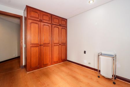 Apartamento para alugar com 300m², 4 quartos e 4 vagas Apartamento para alugar com 300m², 4 quartos e 4 vagasSuíte 1