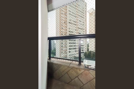 Apartamento para alugar com 300m², 4 quartos e 4 vagas Apartamento para alugar com 300m², 4 quartos e 4 vagasSuíte 4