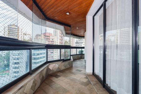 Apartamento para alugar com 300m², 4 quartos e 4 vagas Apartamento para alugar com 300m², 4 quartos e 4 vagasVaranda da Sala