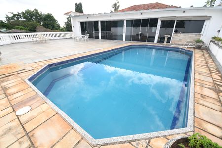 Casa à venda com 620m², 3 quartos e 7 vagasPiscina