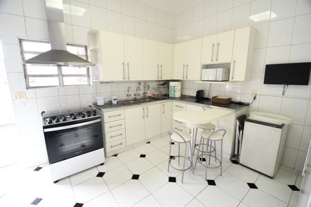 Casa à venda com 620m², 3 quartos e 7 vagasCozinha