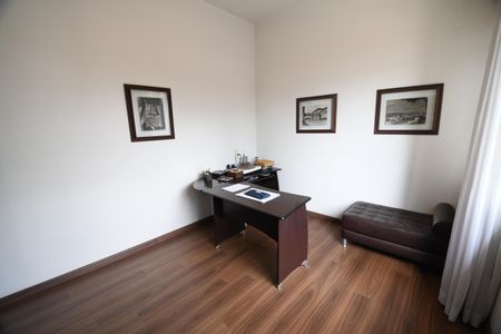 Casa à venda com 620m², 3 quartos e 7 vagasSala 3