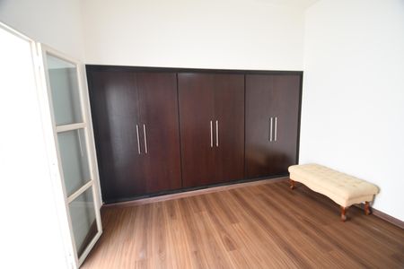 Casa à venda com 620m², 3 quartos e 7 vagasQuarto 2