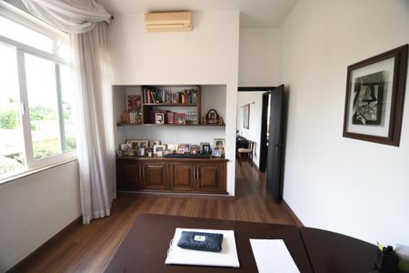 Casa à venda com 620m², 3 quartos e 7 vagasSala 3