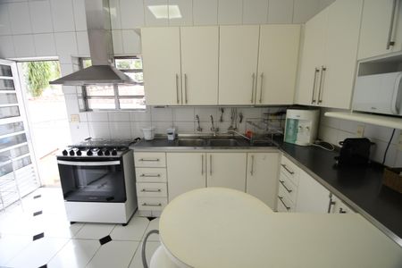 Casa à venda com 620m², 3 quartos e 7 vagasCozinha