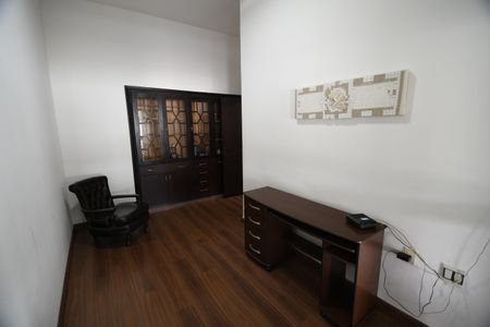 Casa à venda com 620m², 3 quartos e 7 vagasSala 5