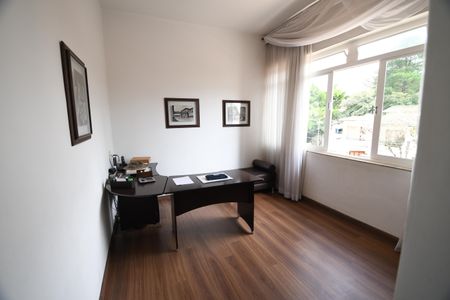 Casa à venda com 620m², 3 quartos e 7 vagasSala 3