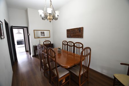 Casa à venda com 620m², 3 quartos e 7 vagasSala 4