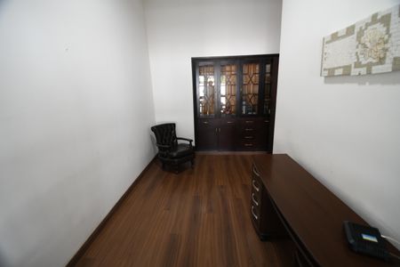 Casa à venda com 620m², 3 quartos e 7 vagasSala 5