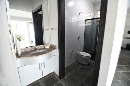 Casa à venda com 620m², 3 quartos e 7 vagasBanheiro 4