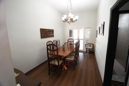 Casa à venda com 620m², 3 quartos e 7 vagasSala 4