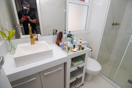 Apartamento à venda com 175m², 2 quartos e 2 vagas Apartamento à venda com 175m², 2 quartos e 2 vagasBanheiro Social