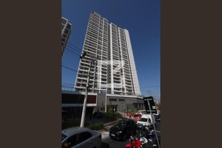 Apartamento à venda com 95m², 3 quartos e 2 vagas Apartamento à venda com 95m², 3 quartos e 2 vagasFachada e portaria
