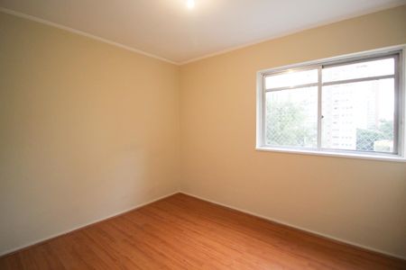 Apartamento para alugar com 128m², 3 quartos e 1 vaga Apartamento para alugar com 128m², 3 quartos e 1 vagaQuarto 2