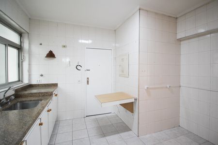 Apartamento para alugar com 128m², 3 quartos e 1 vaga Apartamento para alugar com 128m², 3 quartos e 1 vagaCozinha