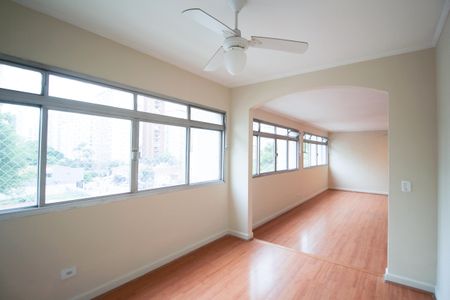 Apartamento para alugar com 128m², 3 quartos e 1 vaga Apartamento para alugar com 128m², 3 quartos e 1 vagaSala 2