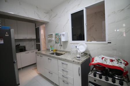 Apartamento à venda com 72m², 2 quartos e 1 vagaCozinha