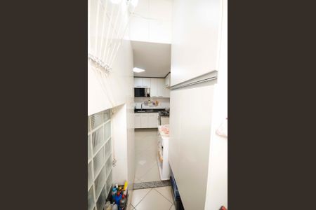 Apartamento à venda com 59m², 3 quartos e 1 vagaÁrea de Serviço