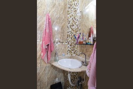 Casa à venda com 160m², 3 quartos e 4 vagasBanheiro do Quarto 2