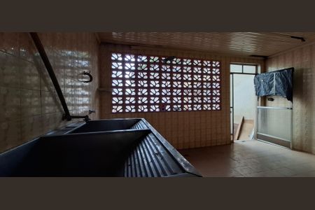 Casa à venda com 375m², 2 quartos e 3 vagas Casa à venda com 375m², 2 quartos e 3 vagasÁrea de Serviço